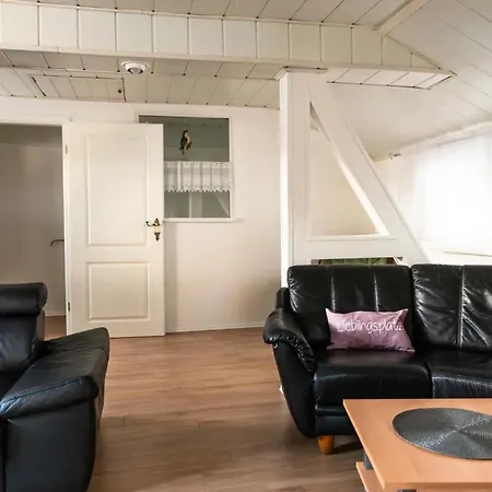 Steinhoff Ferienhaus *