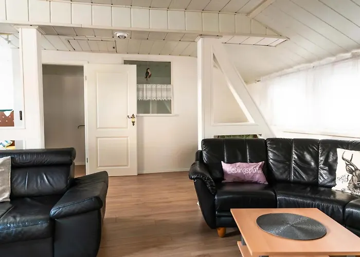 Steinhoff Semesterbostad *